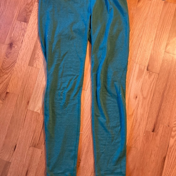 W's Patagonia Capilene Thermal One Piece Suit - Picture 3 of 9